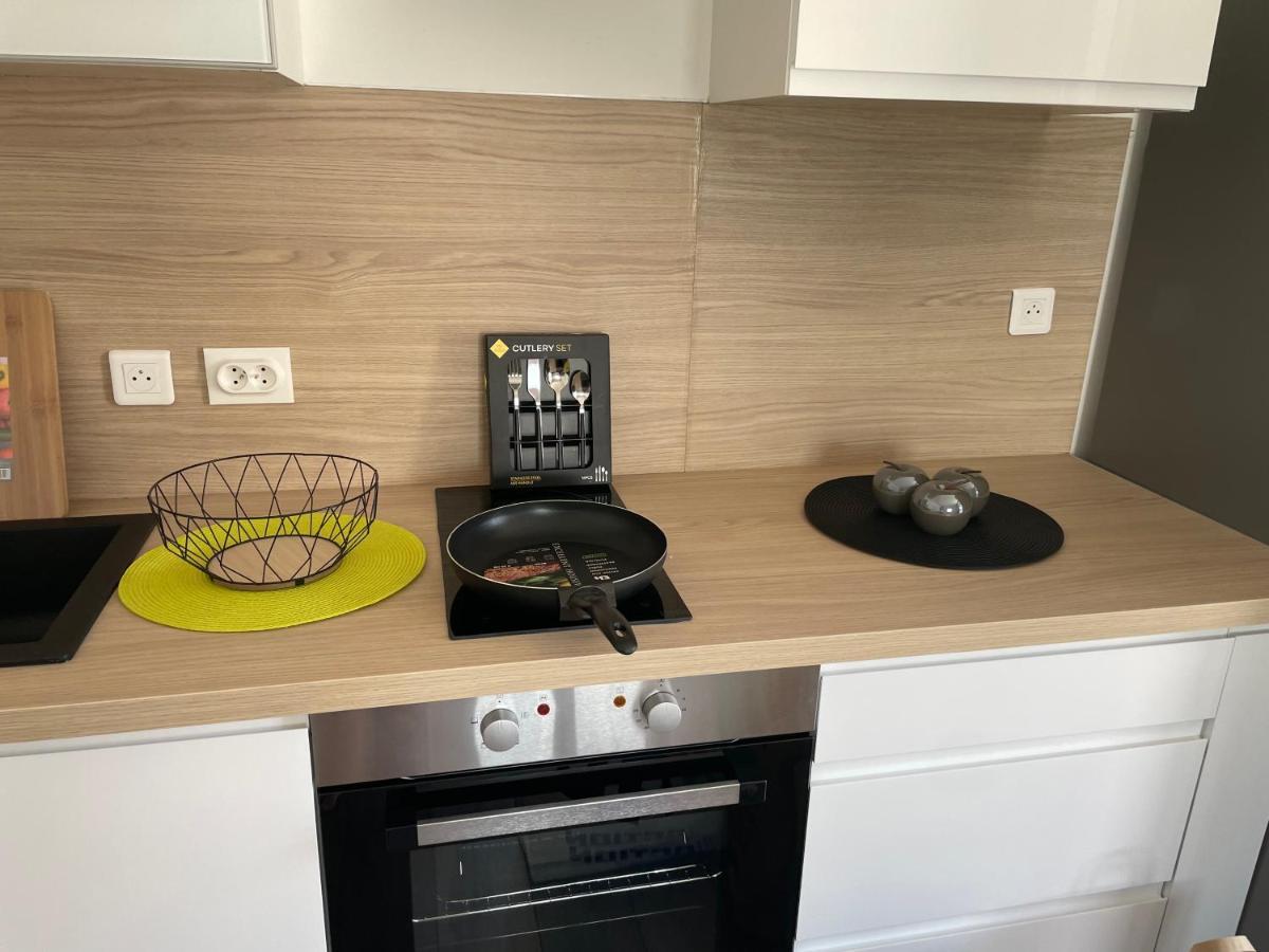 Studio 23 M2+Wifi +Parking Prive Aparthotel Oullins Eksteriør bilde